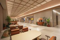Orange Hotel (Zhenjiang Dagang South Station Butterfly Plaza) - Bãi đậu xe