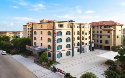 Thank Inn 7 Fuzhou Lichuan Guo'an Square Wuyi Road Hotel - parking