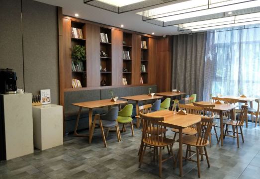 Xida Hotel (Cangzhou Huanghe West Road Rongsheng Plaza) Hotel Overview