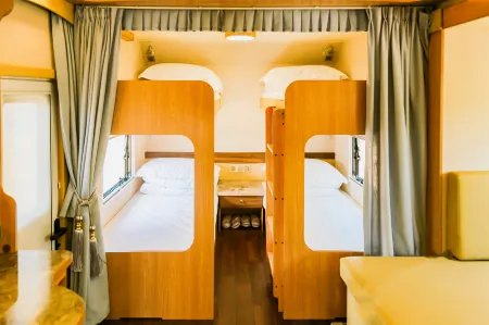 Lijiang Dongbagu Automobile Tourism Camp Отели рядом с достопримечательностью «Zimeihu Places of Interest»