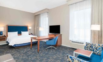 Hampton Inn & Suites Newburgh - Stewart Airport