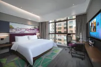 蒙自南湖希爾頓歡朋酒店 鄰近KVT酒吧足療會所用品的酒店