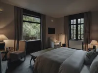 Sisan Resort-Hupao 1934 Hotel Hotels near Binjiang
