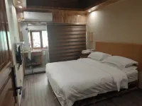 Guifan Tianyin Guesthouse Hotels in Chongyi County