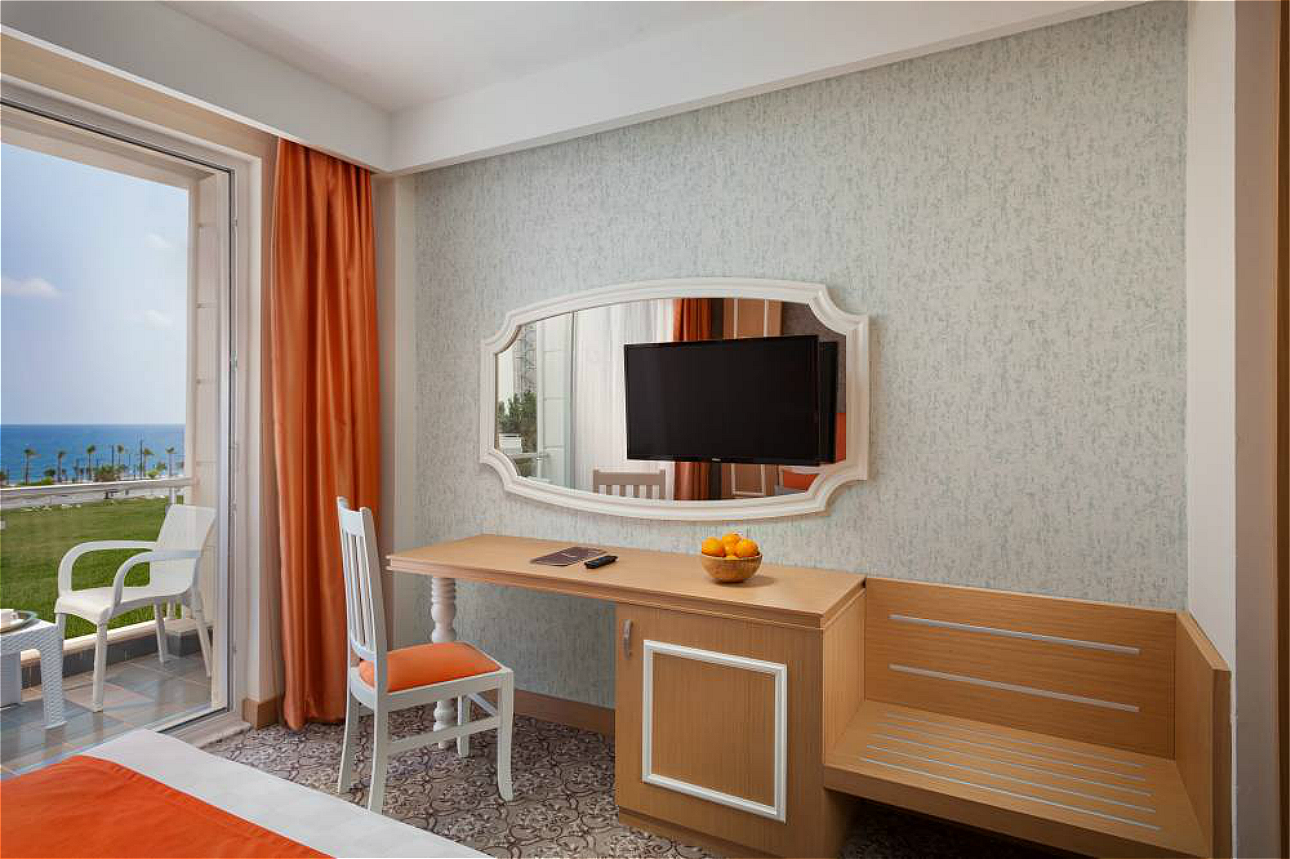 Golden Orange Hotel