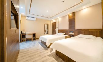 Ruo Bi Lin Hotel(Shanghai Lujiazui Century Avenue Metro Station Hotel)