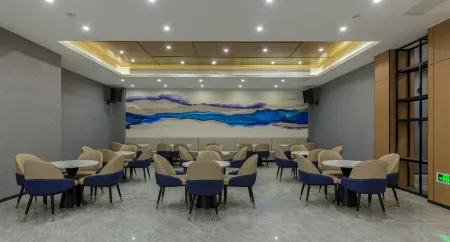 Baoji Hotel (Railway Station Branch) Отели рядом с достопримечательностью «Baoji University of Arts and Sciences»