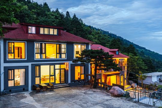 庐山云上山居民宿