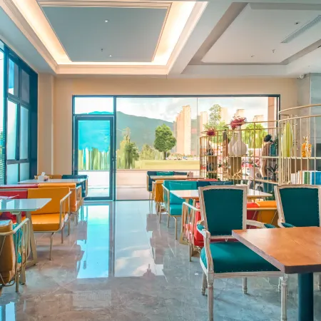 VIP House Hotel (Pinghe store)