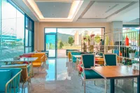VIP House Hotel (Pinghe store) - breakfast
