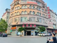Yulin Mingjing Inn - Bergblick
