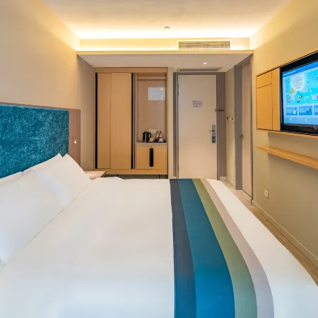 Homeinn Selected Hotel (Guantao Princess Lake Wetland Park)