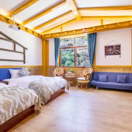 Cuopu Lingka Manor Hotel