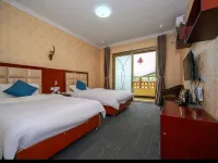 Rongqi Hotel Hotels in Luding