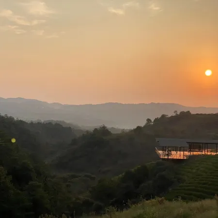 The Homecoming Valley