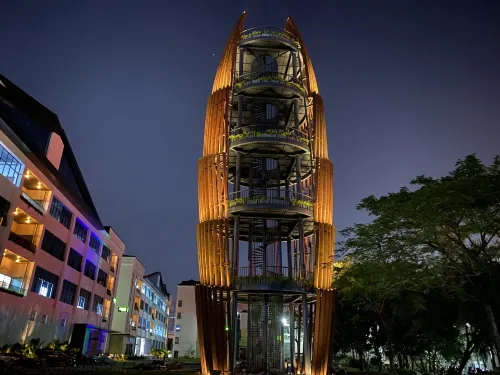 MS  LOTUS  HOTEL（Shenzhen International Convention and Exhibition Center Store） - pemandangan pegunungan