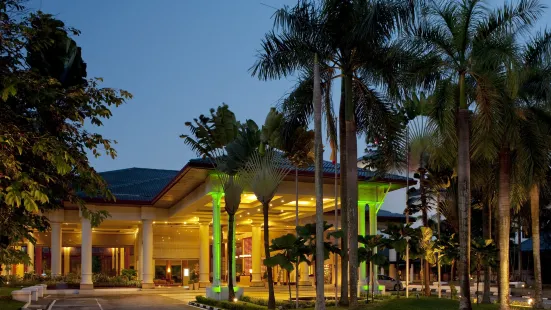 Glenmarie Hotel and Golf Resort