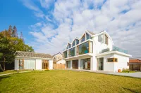 Floral Hotel· Shanghai Jiuxiang home stay (Chongming Forest Park store) Hotels near Dongping National Forest Park