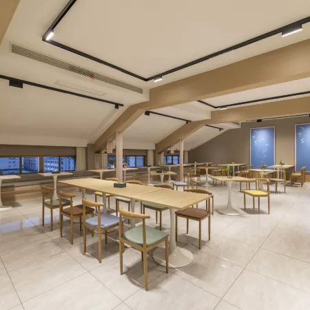 Tianhe Hotel