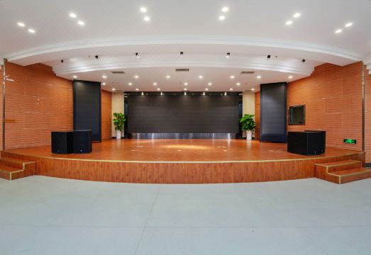 1. 에어포트 호텔 ..