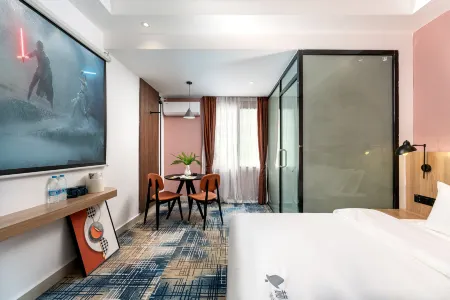 Heben Apartment (Sihui Guohui Nanguo Yudu Shop)