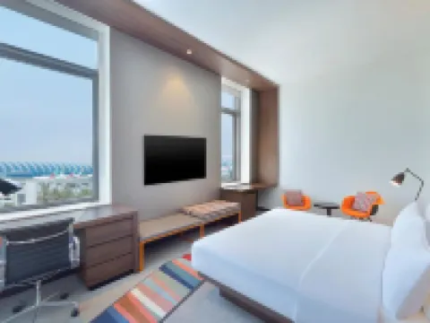 ألوفت مطار دبي Hotels near مطار دبي الدولي