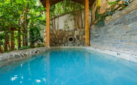 Yuntao Hotel Отели в г. Аньнин