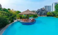 Lancui Lake Tian Mu Hot Spring Resort Hotels in Linqu