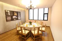 Henan Hotel. VIP Building - Balcony