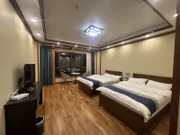 Shiqu Yongpei Highland Barley Hotel