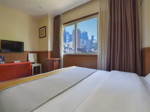 Yihao Smart Hotel (Tongliang Longcheng Avenue) Отели рядом с достопримечательностью «CPC Tongliang County Committee Party School»