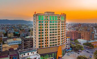 Bokewan Light Luxury Room (Jieyang Qiaonan Stainless Steel Center)