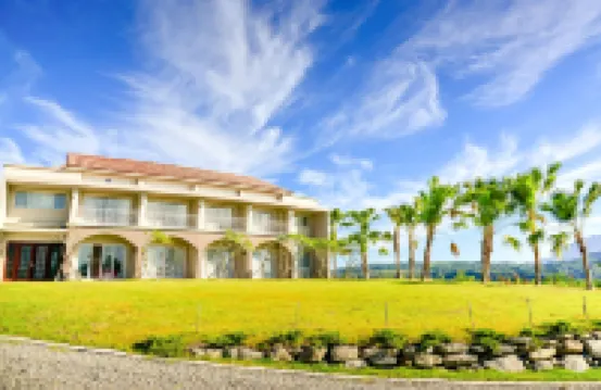 米弄村民宿 クリーンファーム周辺のホテル