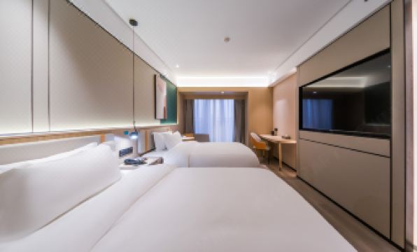 SK Hotel (Taiyuan Fudong Multicolor City Shop)