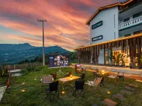 Zhanyu Shanju·Jiangjing Designer Homestay Hotels near Guangyuan Panlong Airport