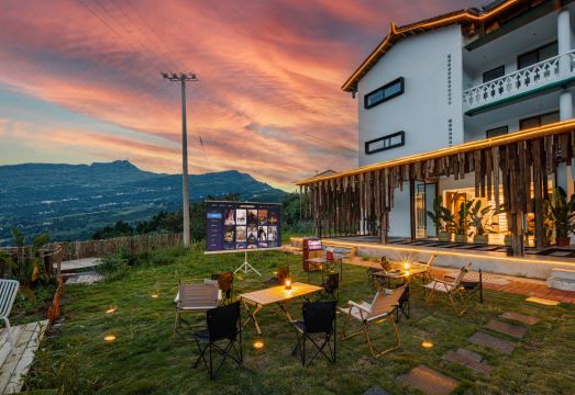 Zhanyu Shanju·Jiangjing Designer Homestay