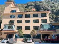 Stars Resort Hotel (Xuecheng Ancient Town)