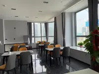 GreenTree Inn Express Hotel (Jinan CBD Vientiane City) - vue sur la montagne