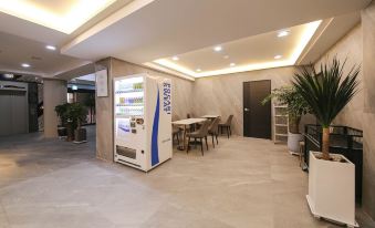Brrowndot Hotel Gwangju Pungam
