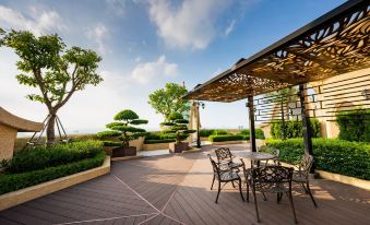 Muse Hanoi Lake View Luxury Apartment - D' Eldorado