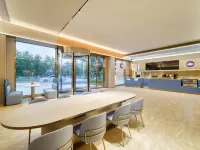 HanTing Hotel (Deqing Station Xiazhuhu Wetland Park) Hotels in Deqing