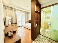 Furong Town mountain and views  inn
