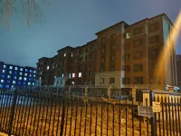 Light Luxury Banshan Hot Spring B&B (Tourism College Branch) - 마운틴 뷰
