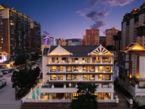 Xishuangbanna Menghai Seventeen Homestay Complex Hotels in Menghai