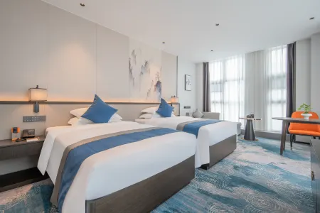 Jing'an  Rezen Hotel Hefei Отели рядом с достопримечательностью «Mingjiao Temple»