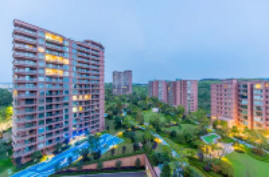 โรงแรมอีชาร์ม (พิพิธภัณฑ์ดินแดนฟอสซิล เขตทัศนียภาพทะเลสาบฟูเซียน เฉิงเจียง)