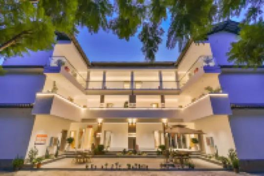 Jiayu Lanye Scenic Apartment (Dali Shuanglang) Hotels near Hongshan Temple