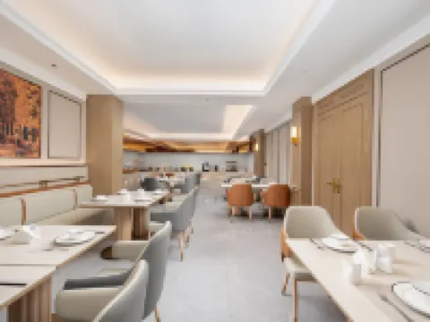 Vienna Hotel（Longshan Xiangxi) Hotels in Longshan