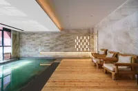 Batang Wanhui International Hot Spring Hotel Hotels in Batang