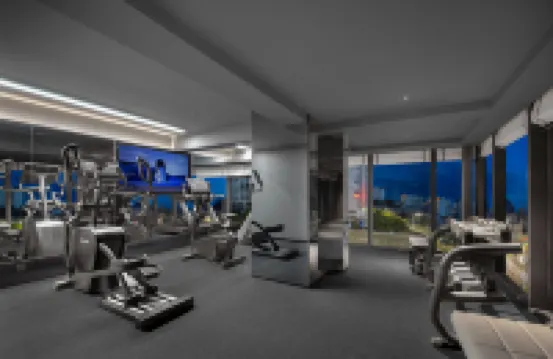 桂林火車站盈泰大廈亞朵酒店